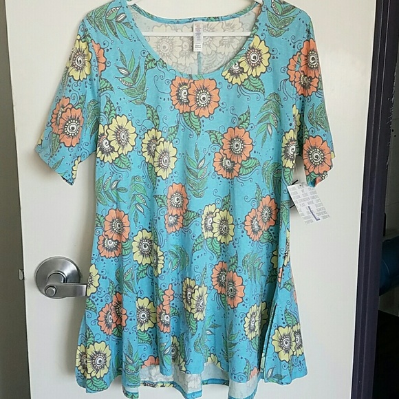 LuLaRoe Tops - Perfect T Shirt by LULAROE